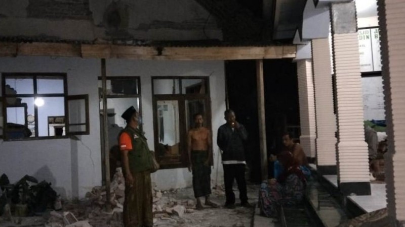 Gempa Malang Berdampak di Lumajang, LPBINU Turunkan Relawan