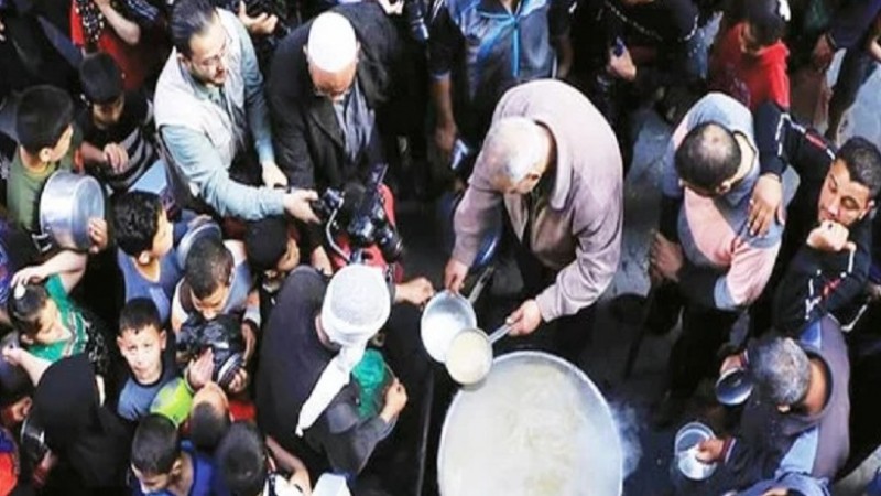 Pria Gaza Hidangkan Jarisha untuk Buka Puasa selama Ramadhan