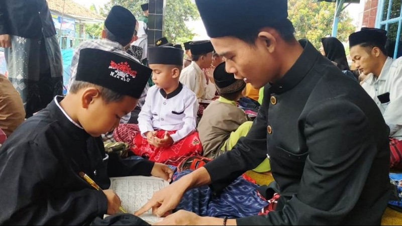 PMII UNISA Manfaatkan Momentum Ramadhan dengan Pesantren Kilat untuk Anak-anak Desa