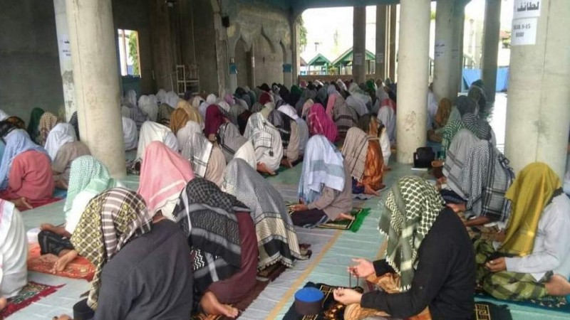 Melihat Tradisi Suluk Ramadhan di Dayah Darussalam Labuhan Haji Aceh