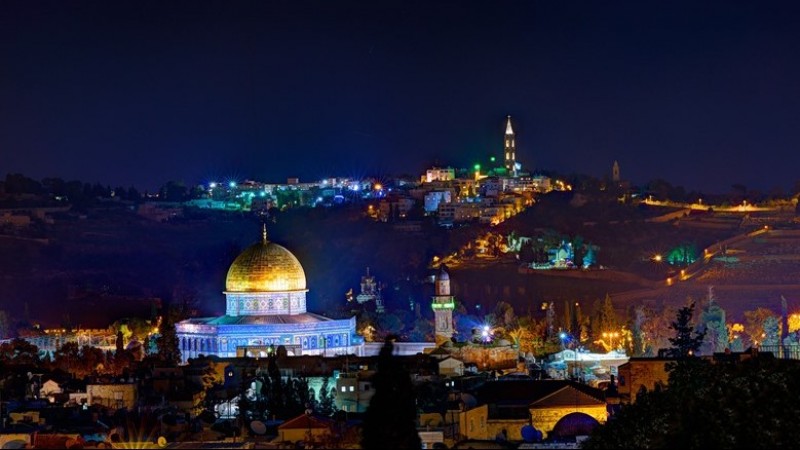 Khutbah Jumat: 9 Alasan Kenapa Kita Mencintai dan Membela Palestina