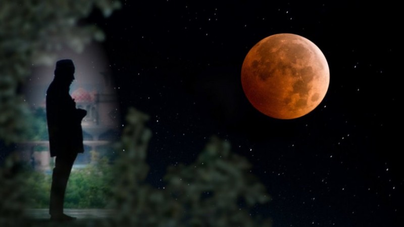 Khutbah Gerhana Bulan: Introspeksi Diri, Cara Umat Gapai Ridho Illahi
