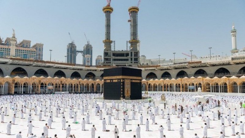 Baru Dibuka 24 Jam, 450 Ribu Orang Mendaftar Haji 2021