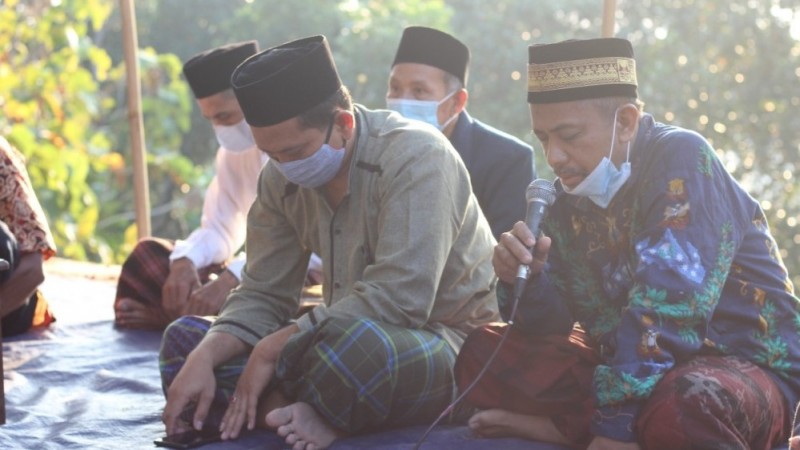 Ziarah ke Makam Anggota Pasukan Pangeran Diponegoro di Desa Criwik Rembang