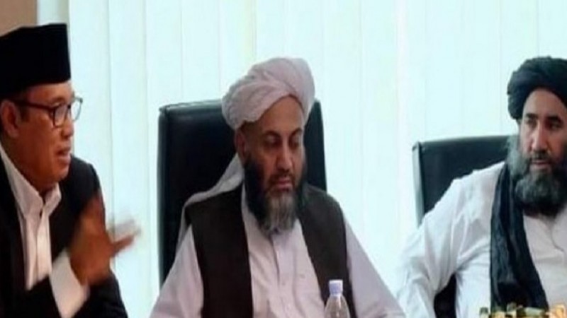 Taliban shows moderate face, Kiai As'ad: they must control Al-Qaeda and ISIS