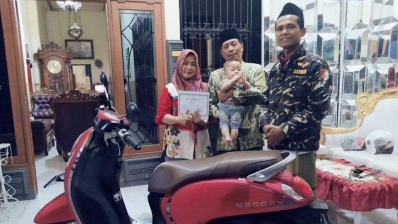 Simpan 100 Juta di BMTNU Jombang, Nasabah Dapat Hadiah Sepeda Motor