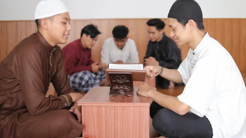 Kajian Hadits: Bolehkah Orang Fasik Melakukan Amar Makruf–Nahi Mungkar?