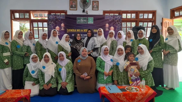 Kembangkan Potensi Kader Fatayat Nu Sambongdukuh Gelar Lomba Mc Dan