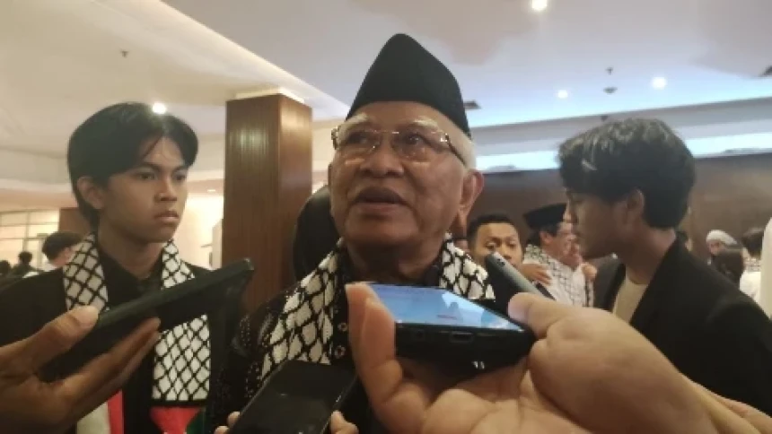 Punya Empati Tinggi, Gus Mus: Indonesia Solider terhadap Palestina