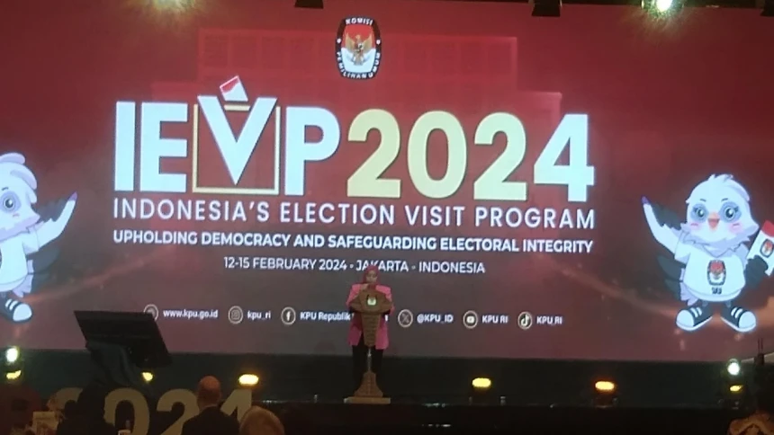 Indonesia Election Visit Program 2024 Kunjungi TPS Khusus pada Hari H Pemungutan Suara