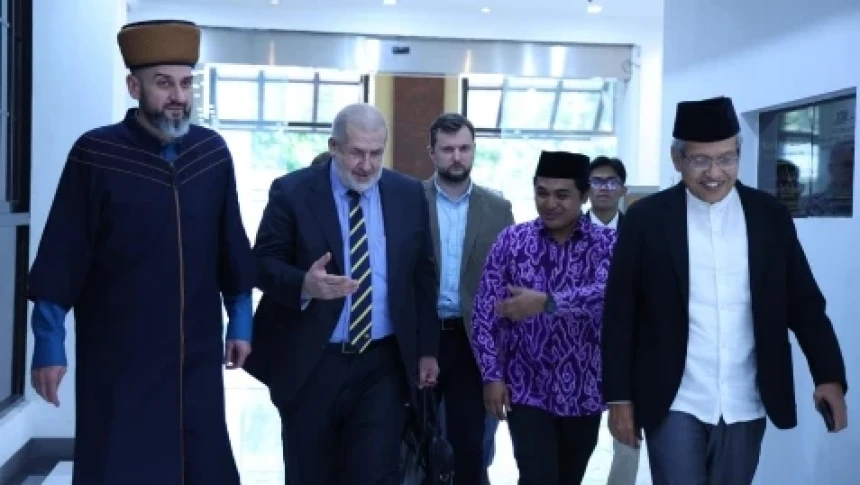 Terima Kunjungan Ulama Krimea, Wasekjen PBNU Jelaskan Hubungan Sanad dengan Nusantara