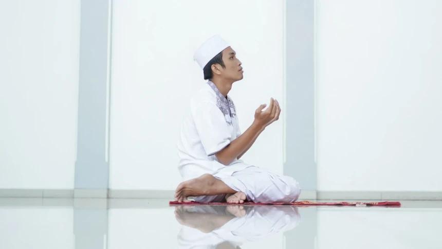 Khutbah Jumat: Menjaga Hati dari Iri kepada Nikmat Orang Lain