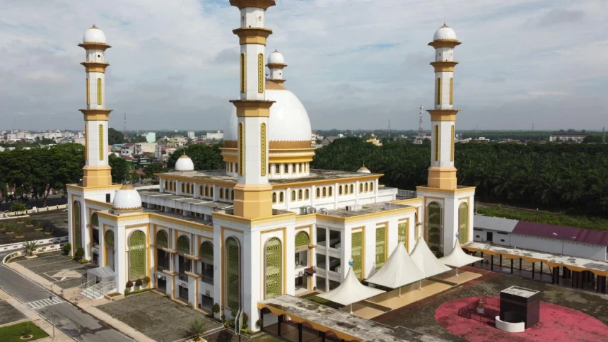Khutbah Jumat: 6 Langkah Memaksimalkan Fungsi Masjid dalam Kehidupan Umat