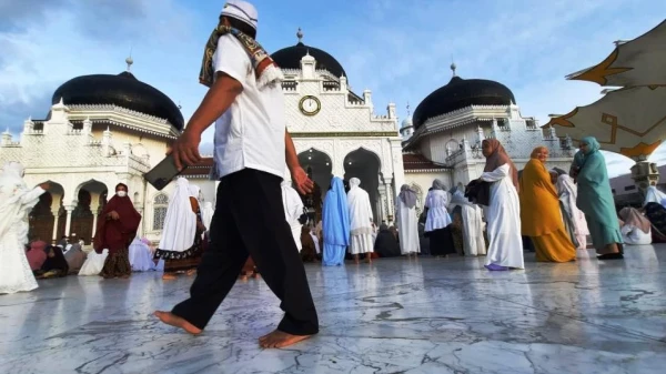 8 Hal yang Perlu Dilakukan Muslim di Hari Jumat