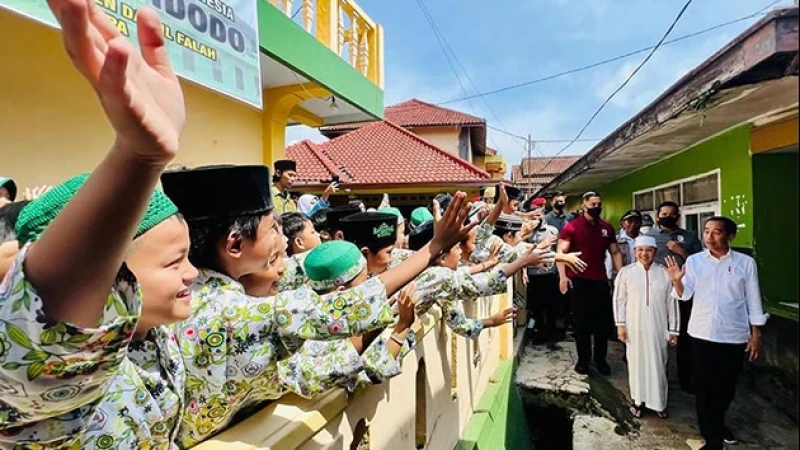 Terdampak Gempa, Presiden Jokowi Tengok Kondisi Ponpes Darul Falah Jambudipa Cianjur