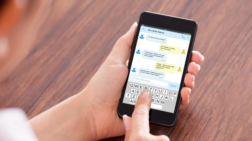 Tinjauan Fiqih tentang Menyebarkan Screenshot Percakapan Pribadi Tanpa Izin