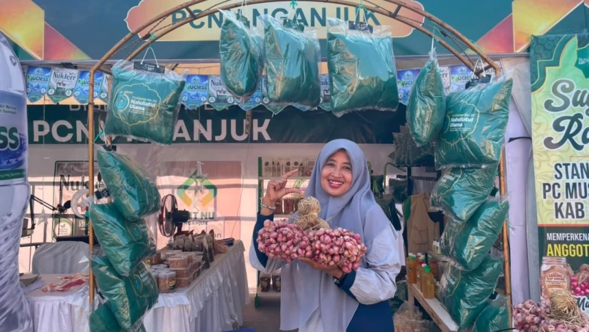 Muslimat Nganjuk Bawa Hasil Olahan Bumi ke Expo dan Bazar Muktamar Ke-35 NU