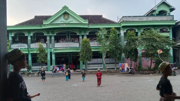 Pesantren Ramah Anak di Tulungagung, Eksis sejak Tahun 80-an