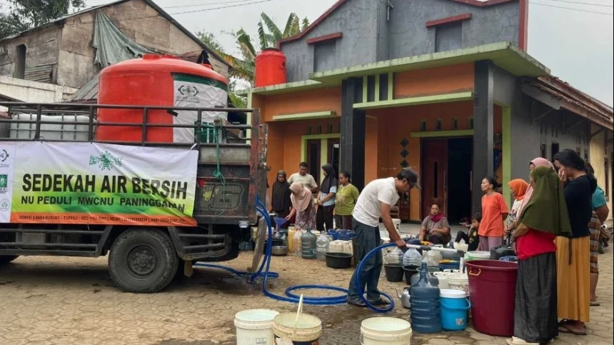 Kekeringan di Pekalongan, NU Peduli Salurkan 63 Ribu Liter Air Bersih untuk Warga
