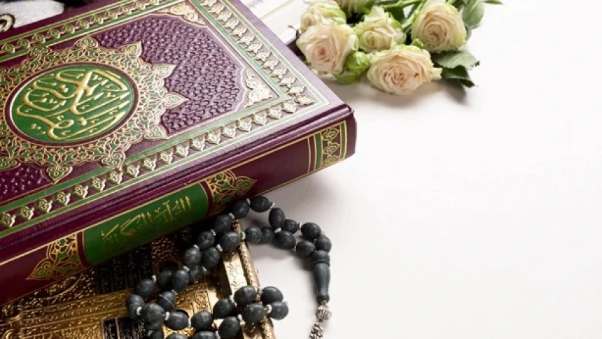 7 Ayat Al-Qur’an tentang Moderasi dan Larangan Berlebih-lebihan