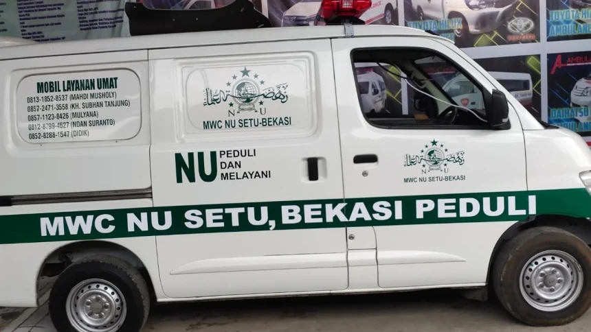 Ambulans dari Koin NU Hadir di Setu Bekasi