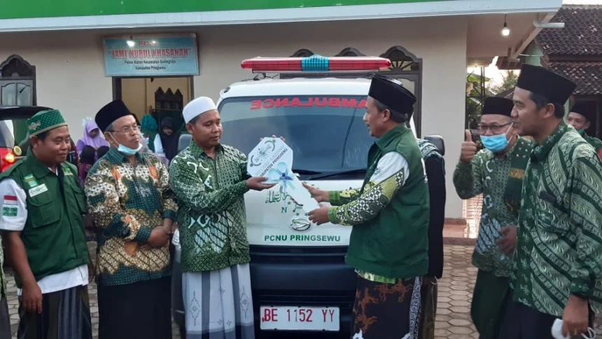 PCNU Pringsewu Serahkan 1 Unit Mobil Ambulans ke NU Gadingrejo