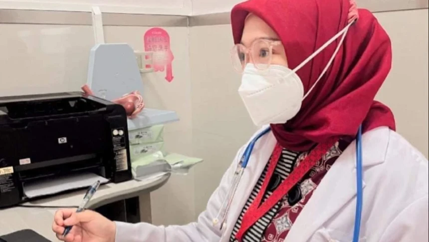 Penerima Beasiswa Kedokteran di China, Anita Kurnia: Dokter dengan Jiwa Santri, Satu Paket Lengkap