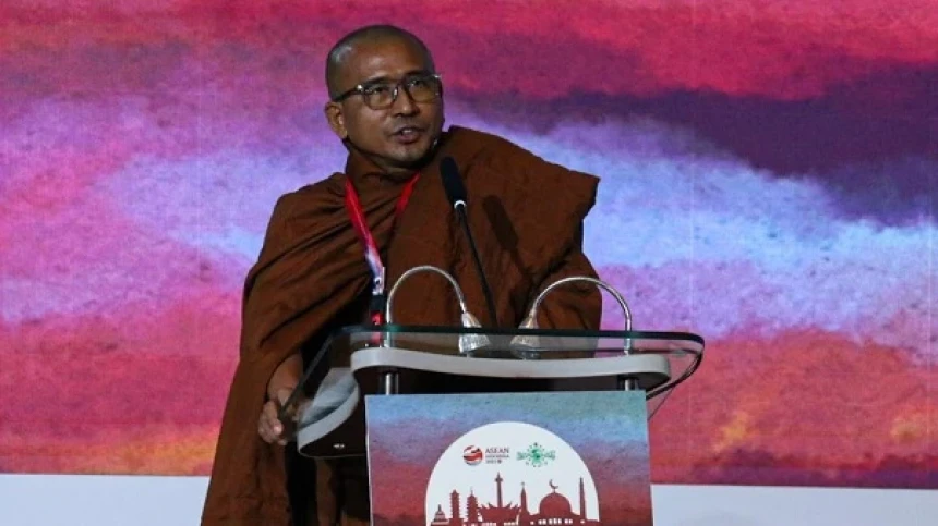Di Forum ASEAN IIDC, Biksu Asal Myanmar Sampaikan Harapan Perdamaian untuk Negaranya