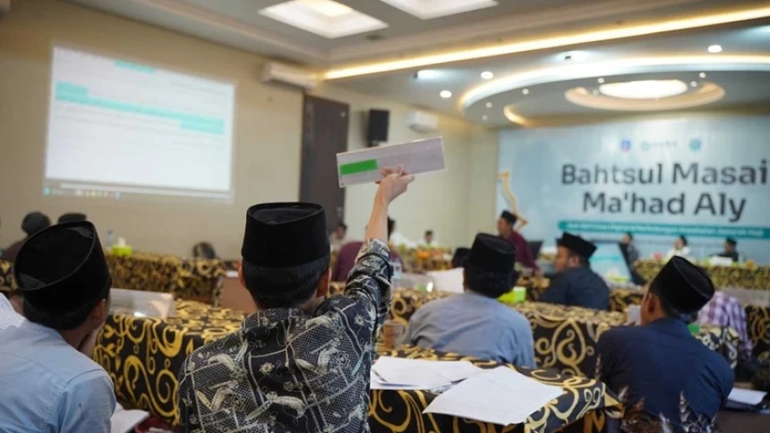 Kitab Kontemporer Dapat Menjadi Rujukan Bahtsul Masail Selama Sesuai Metodologi Empat Mazhab