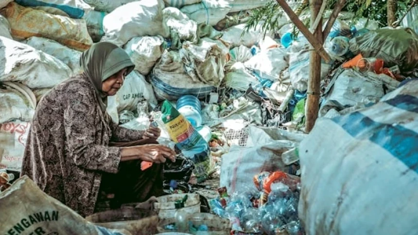 Khutbah Jumat: Menjaga Bumi dengan Mengurangi Plastik Sekali Pakai