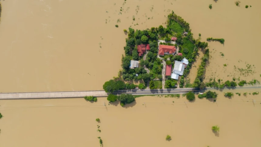 Banjir Berulang di Keude Asan, Aktivis Muda Nahdliyin Desak Pemkab Bireuen Segera Normalisasi Drainase