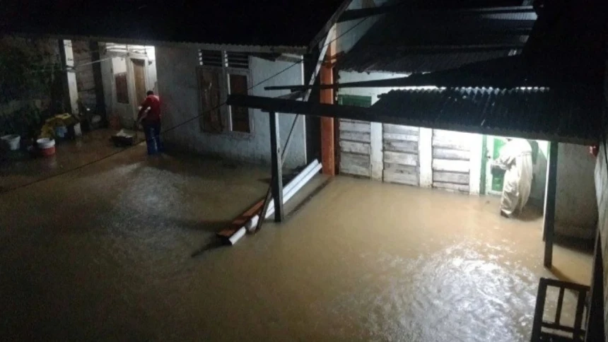 Banjir Landa Sejumlah Pemukiman Warga di 7 Kecamatan Abdya, Warga Diminta Tetap Waspada