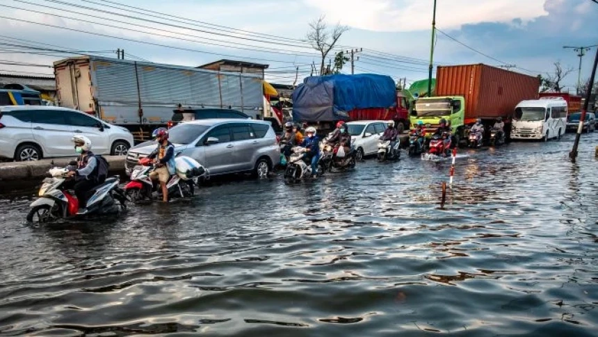 LPBINU Jelaskan Dua Penyebab Banjir Rob Semarang