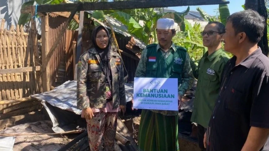 Kebakaran Rumah Anggota Banser di Cianjur, LAZISNU Salurkan Bantuan