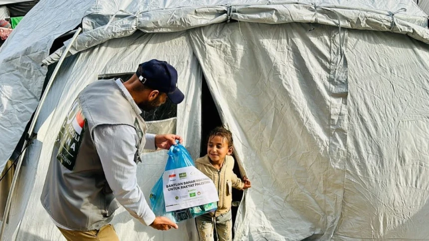 Terus Dukung Palestina, NU Care Salurkan Paket Makanan Keluarga untuk 1.750 Pengungsi di Khan Younis