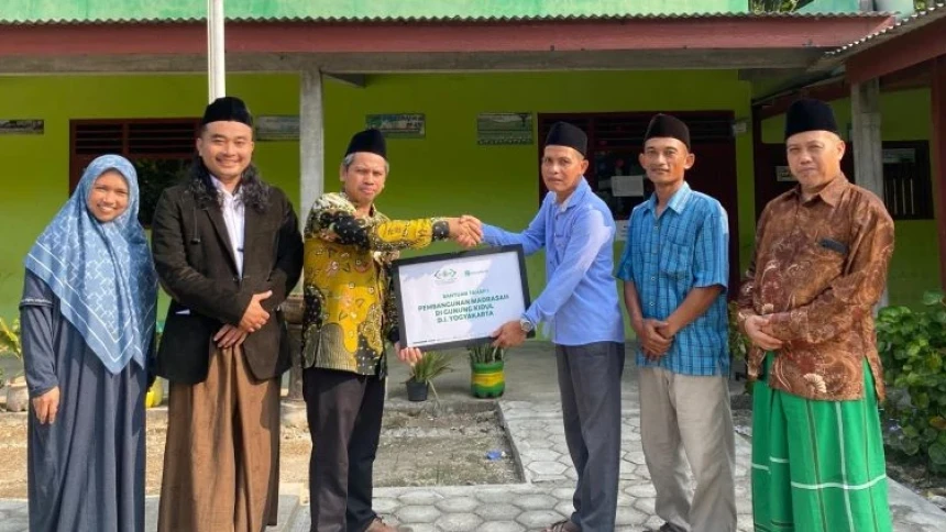 LAZISNU Yogyakarta Salurkan Bantuan Tahap Pertama ke Madrasah di Gunung Kidul