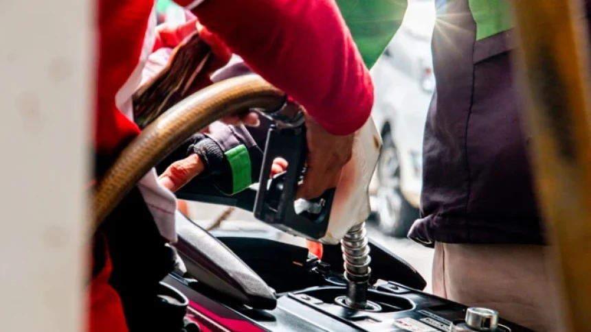 Dampak Kenaikan BBM Nonsubsidi Dinilai Belum Pengaruhi Usaha Carteran dan Ojol di Rembang