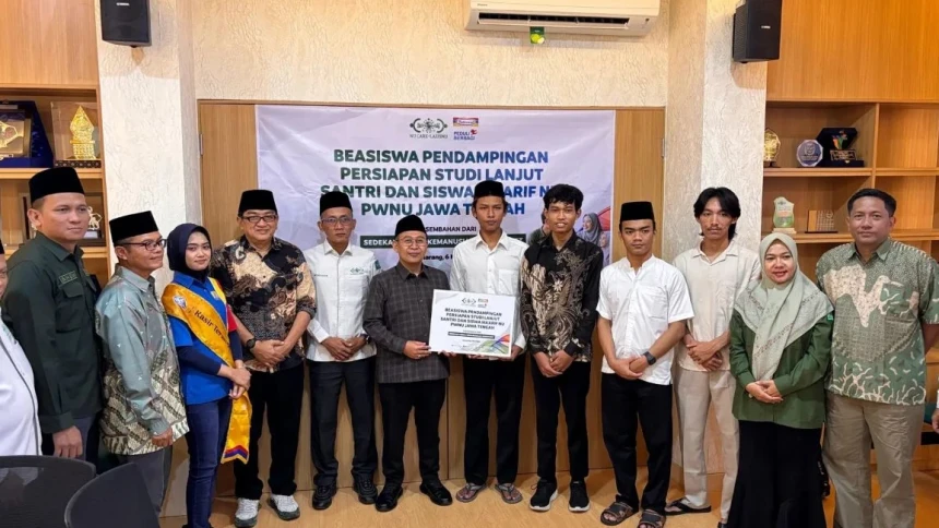 Program Keluarga Unggul NU Care-LAZISNU Bekali Santri Jateng Studi di Kampus International