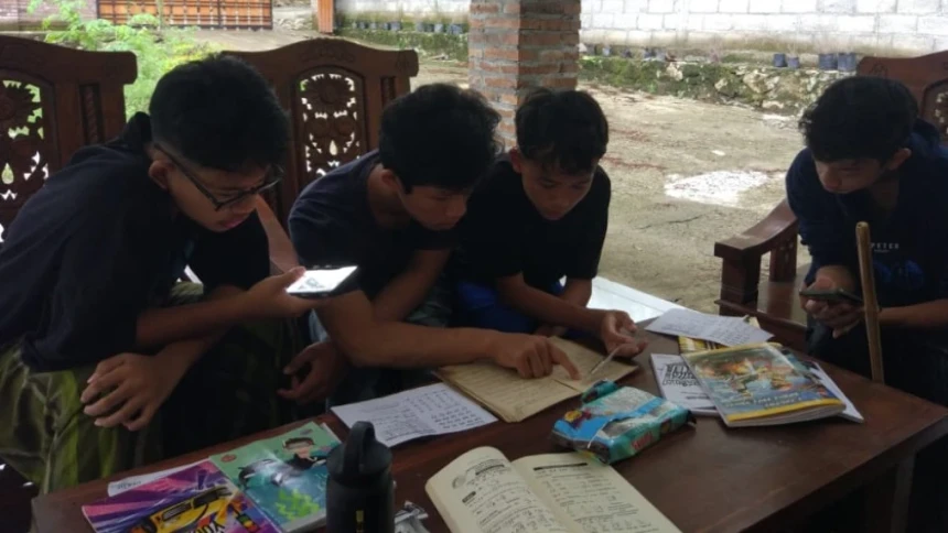 Gali Mutiara Terpendam, Siswa SMK Peradaban Desa Pelajari Aksara Kawi