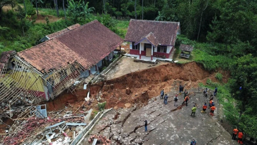 Mitigasi Longsor Tak Cukup dengan Peringatan Dini, Penataan Ruang Jadi Kunci