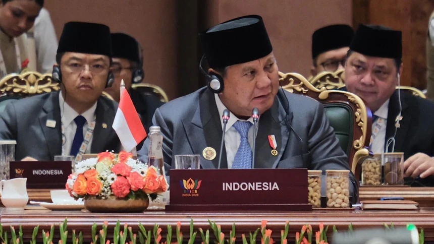 Prabowo Bicara Ketahanan di BRICS, Rakyat Indonesia Masih Menghirup Asap Karhutla