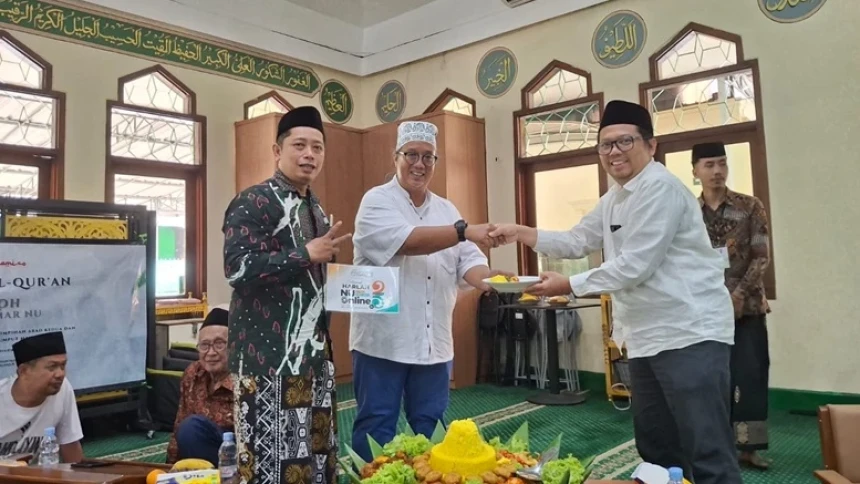 Halaqah Pra-Muktamar NU, Pesantren Ciganjur Tumpengan Rayakan Harlah Ke-23 NU Online