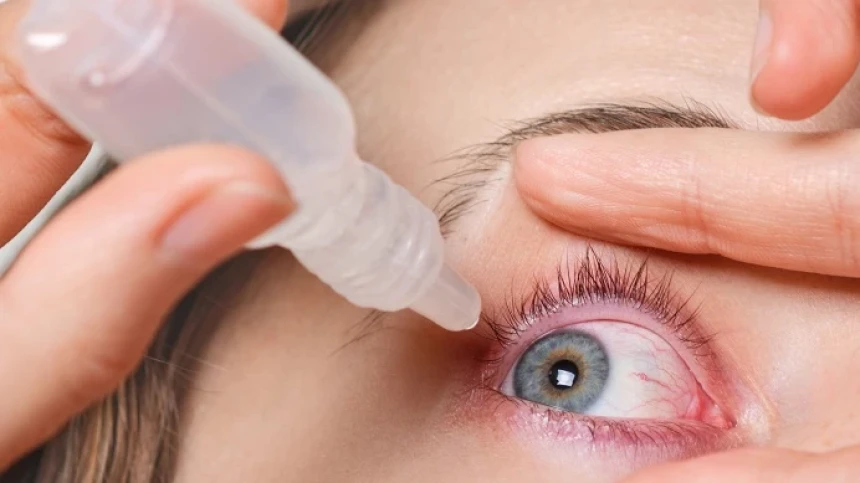 Bolehkah Orang yang Berpuasa Memakai Obat Tetes Mata?