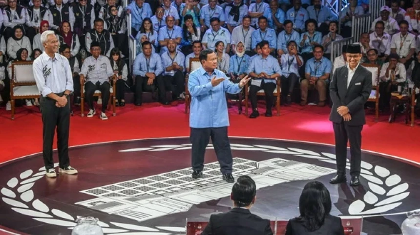 Penampilan Debat Perdana Anies, Prabowo, dan Ganjar Menurut Pakar Linguistik