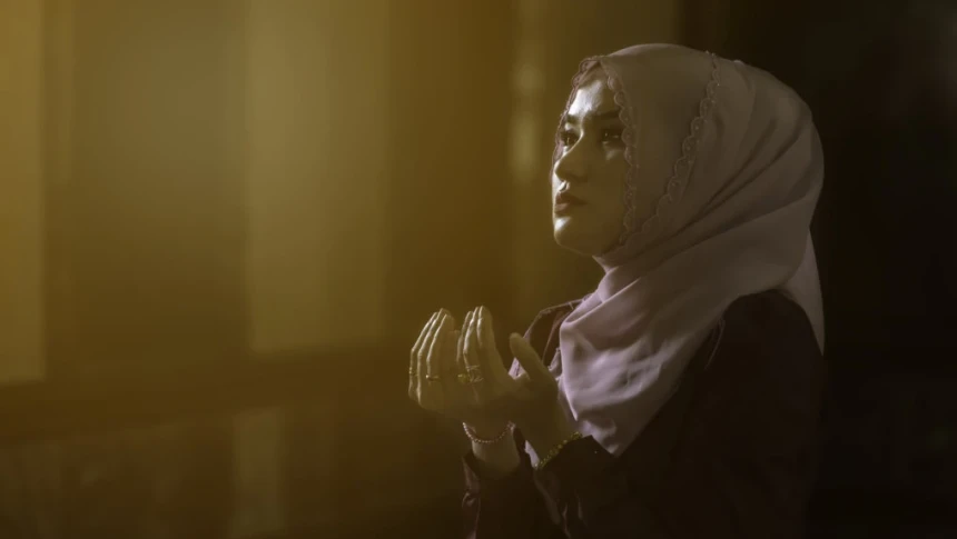 Ini Lafal Doa Akhir dan Awal Tahun Hijriah