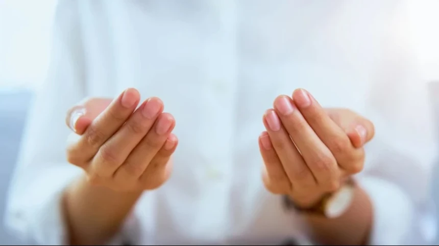 Bolehkah Membaca Doa Tahun Baru Islam saat Tahun Baru Masehi?