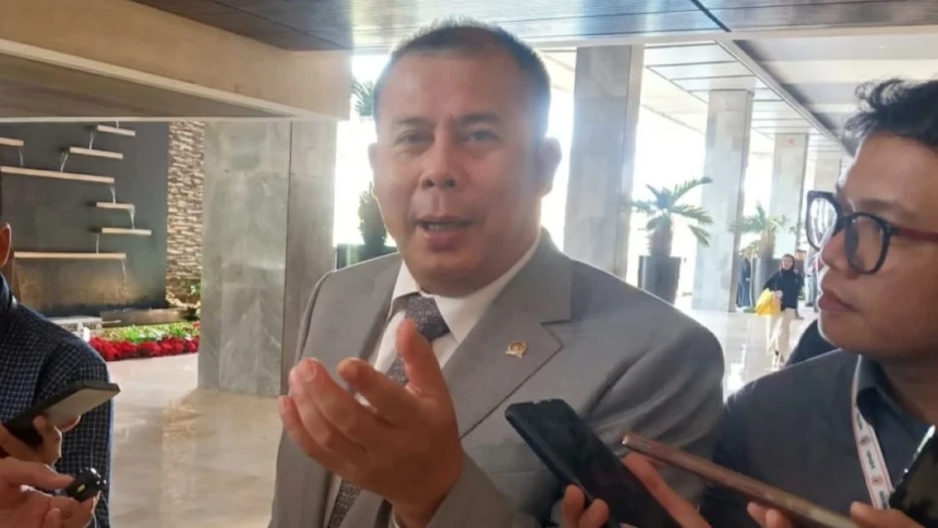 Desak Pemerintah Angkat Guru Honorer Jadi ASN, DPR: Kita Sudah Darurat Guru
