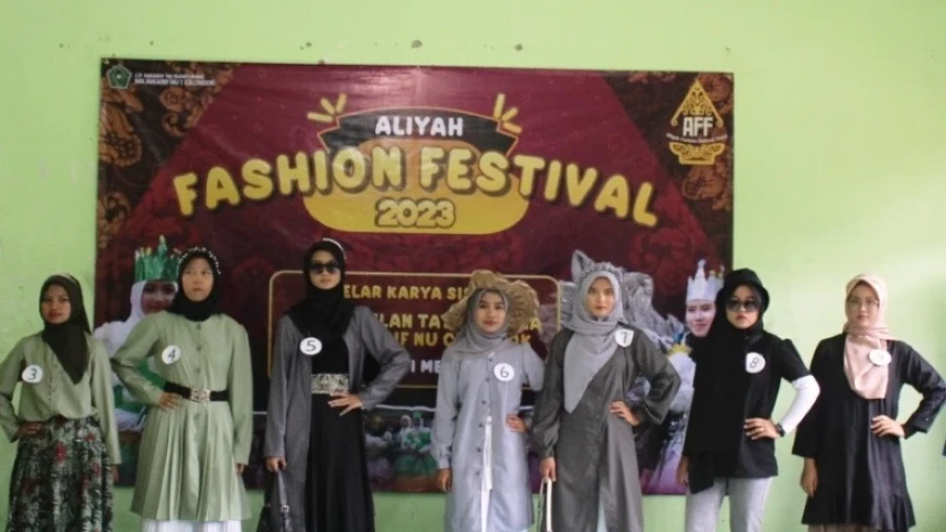 Aliyah Fashion Festival, Syarat Peroleh Sertifikat Keterampilan Tata Busana MA Ma&#039;arif NU Cilongok Banyumas