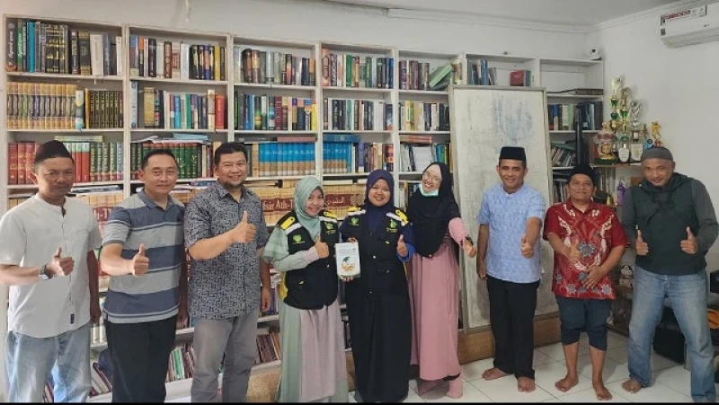 Pesantren Yatim Al-Kasyaf Bandung Biayai Kehidupan Santri melalui Usaha Bank Sampah Induk dan Pertanian Organik