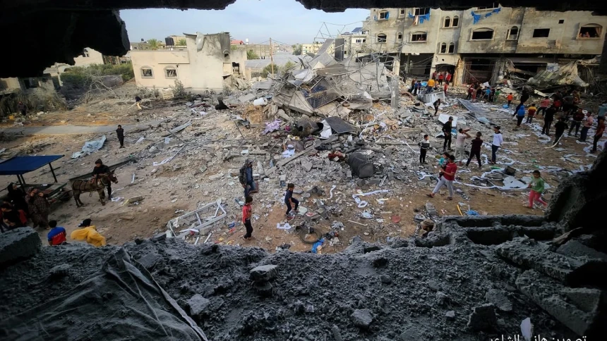Israel Gunakan 32.000 Ton Bahan Peledak, Luluh Lantakkan Setengah Permukiman di Gaza